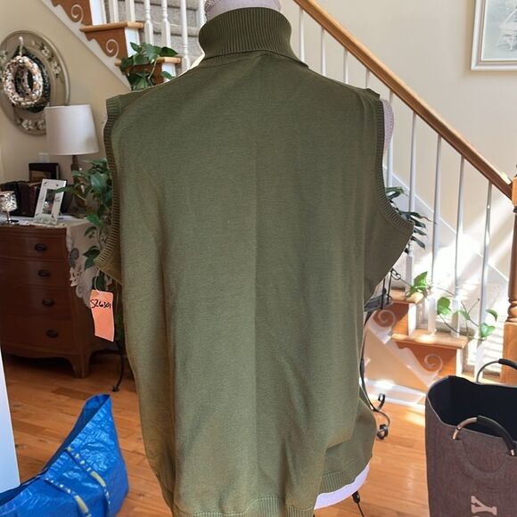 NWT Caslon Olive Green Sleeveless Turtleneck Top - Picture 7 of 9